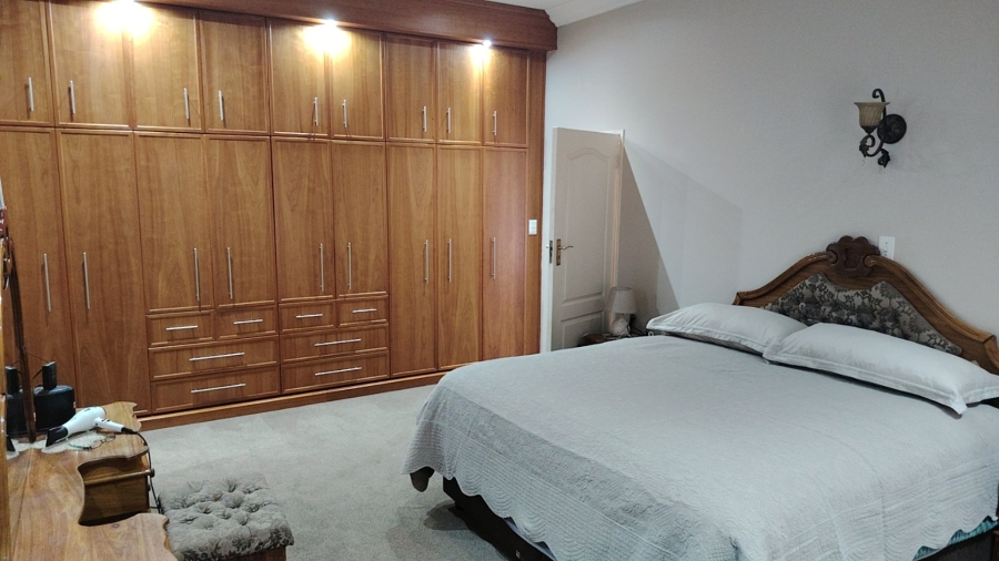 3 Bedroom Property for Sale in Roosheuwel North West